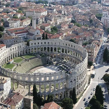 In - Istrien 11068 Lägenhet Pula