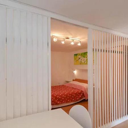 Apartmán In Pula/istrien 11068 *